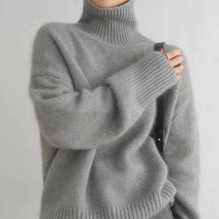 Damen Oversize Feinstrickpullover mit hohem Rollkragen und Seitenschlitzen – Mavelle