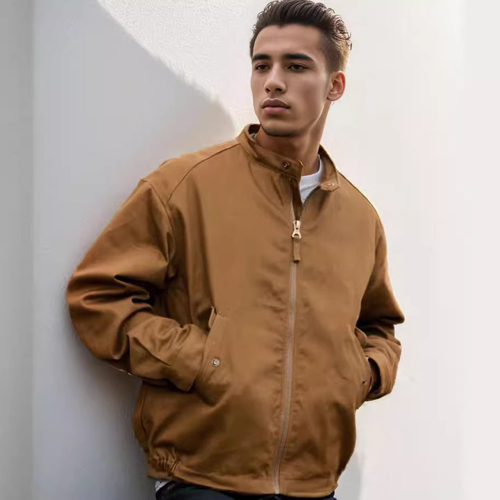Herren funktionale Freizeitjacke im sportlichen Design mit gerundetem Kragen Echoarchiv