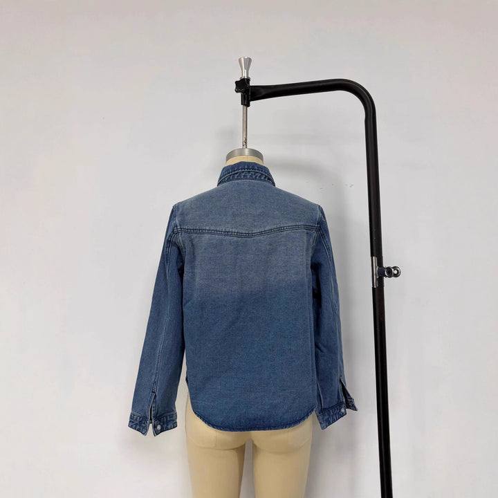 Damen lässige Denim-Bluse mit aufgesetzten Taschen und leicht tailliertem Schnitt Echo Archiv