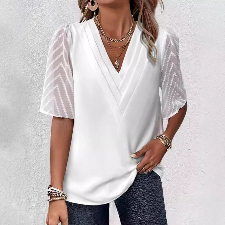 Damen nan elegantes Chiffon-Oberteil mit plissierter V-Passe und transparenten Zickzackärmeln Echo Archiv