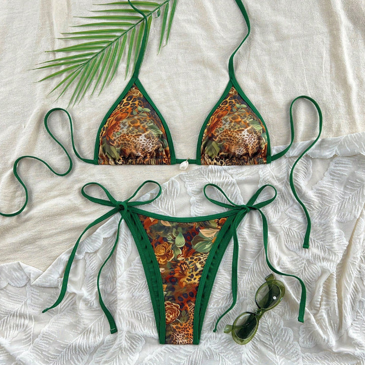 Damen Triangel-Bikini mit animalischem Muster und seitlichen Krawatten Echo Archiv