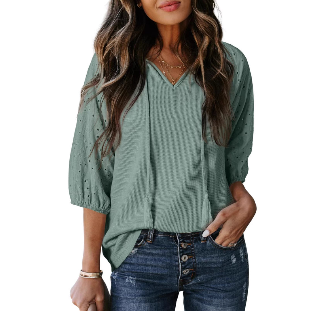 Damen Waffelshirt mit V‑Ausschnitt, Quasten und bestickten Puffärmeln Echo Archiv