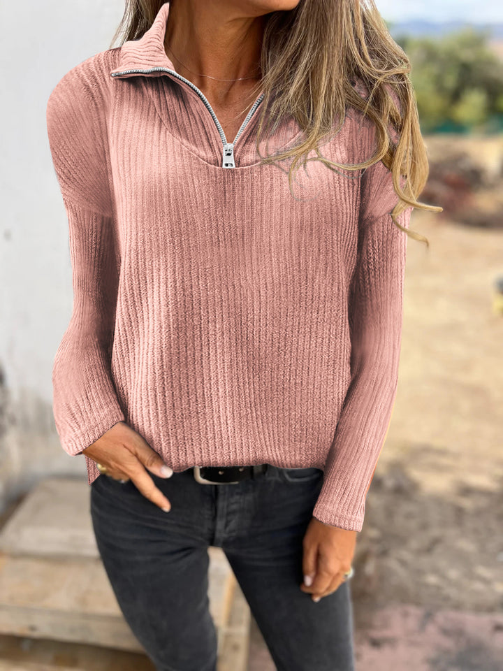 Damen Rippstrickpullover mit halbem Reißverschluss und Stehkragen Echoarchiv