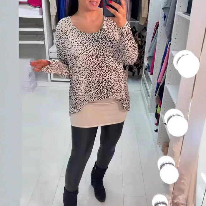 Damen nan weit geschnittenes Tunika-Longsleeve mit Leomuster, abgerundetem Saum und Lagenoptik Echo Archiv