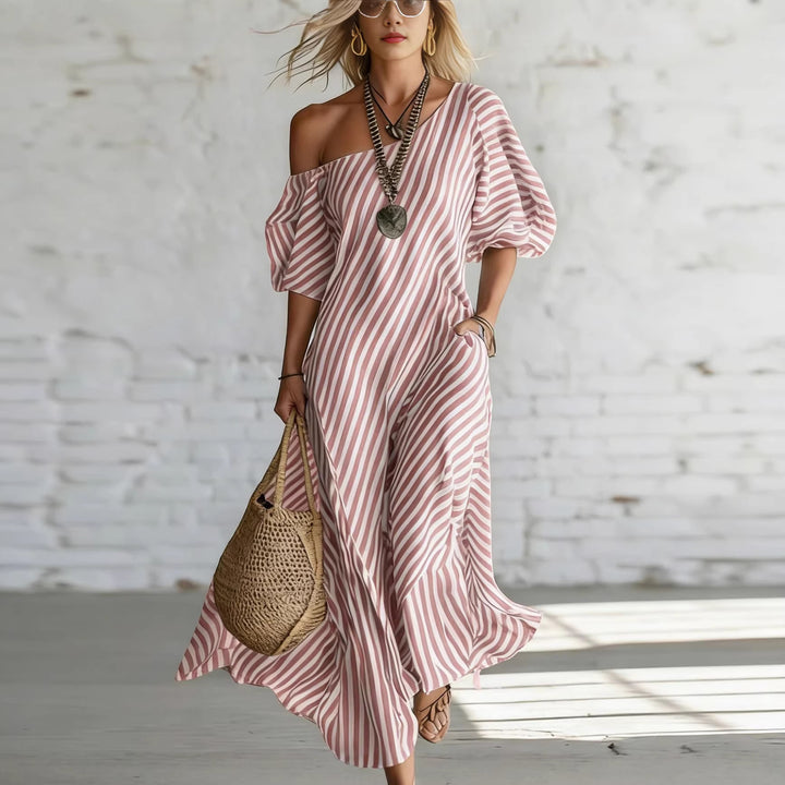 Damen Maxikleid mit asymmetrischem Schnitt und auffälligen Streifen Echo Archiv