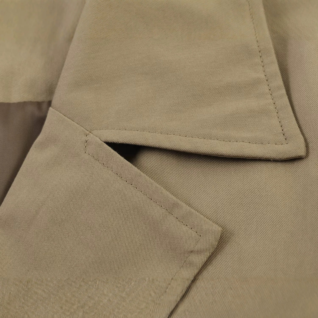 Damen Kurz geschnittener Cape‑Trench mit kastiger Silhouette und halblangen Ärmelriegeln Echo Archiv