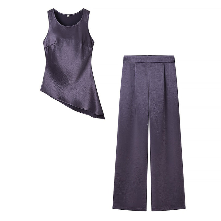Damen Set bestehend aus elegantem Oberteil mit asymmetrischem Saum und weit geschnittener Hose Echo Archiv