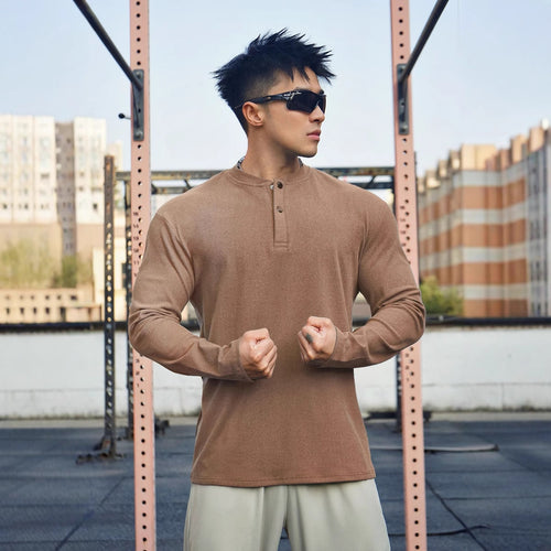 Herren Langarm Henley-Shirt aus atmungsaktivem Material mit knöpfbarem Ausschnitt Echoarchiv