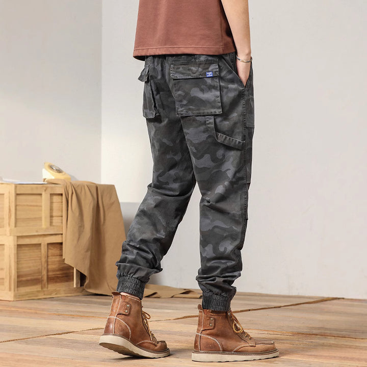 Herren Camouflage Utility-Joggerhose mit elastischem Tunnelzugbund, Kniefalten und Mehrfachtaschen Echo Archiv