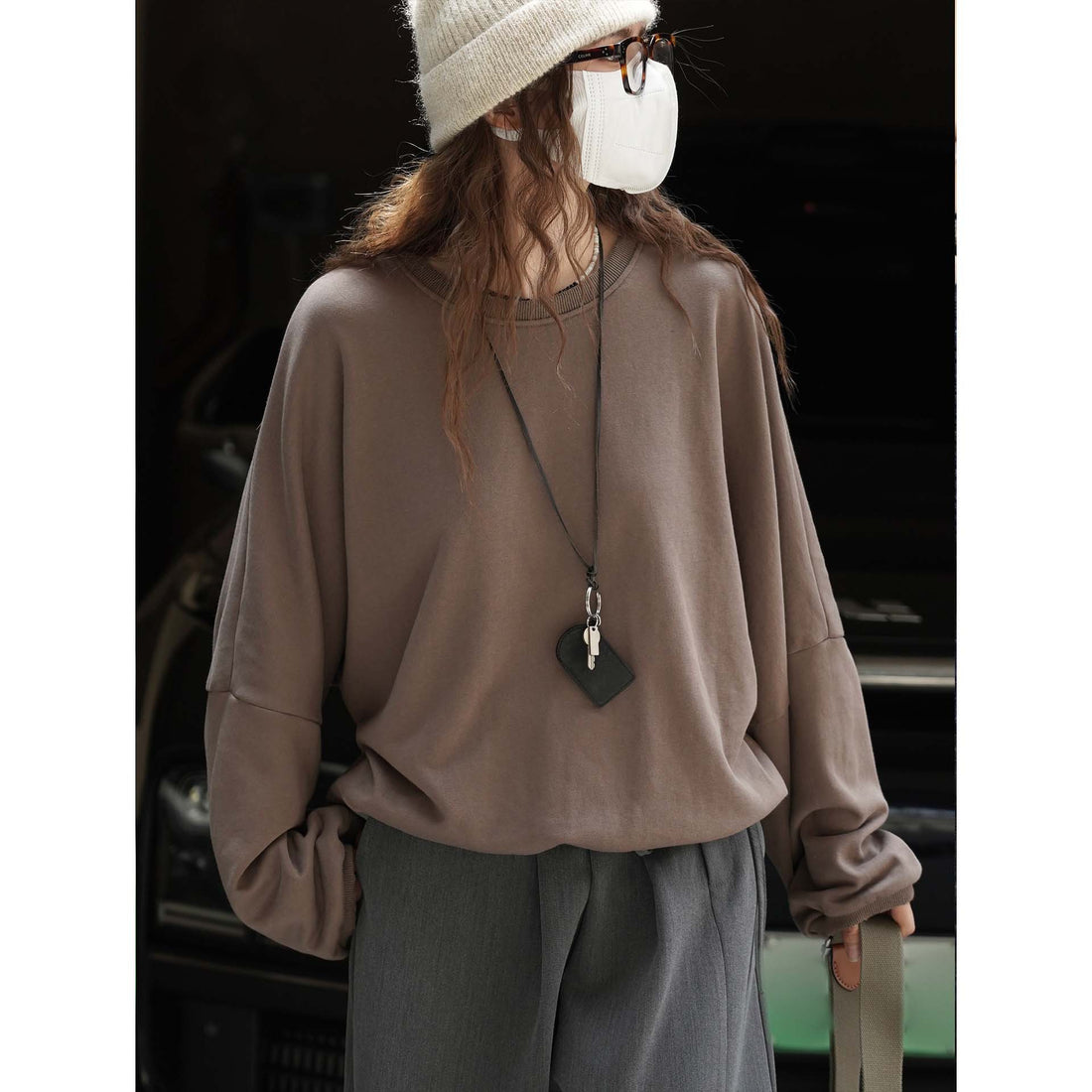 Damen Relaxed-Fit Baumwoll-Sweatshirt mit überschnittener Schulter und gerundetem Saum Echoarchiv