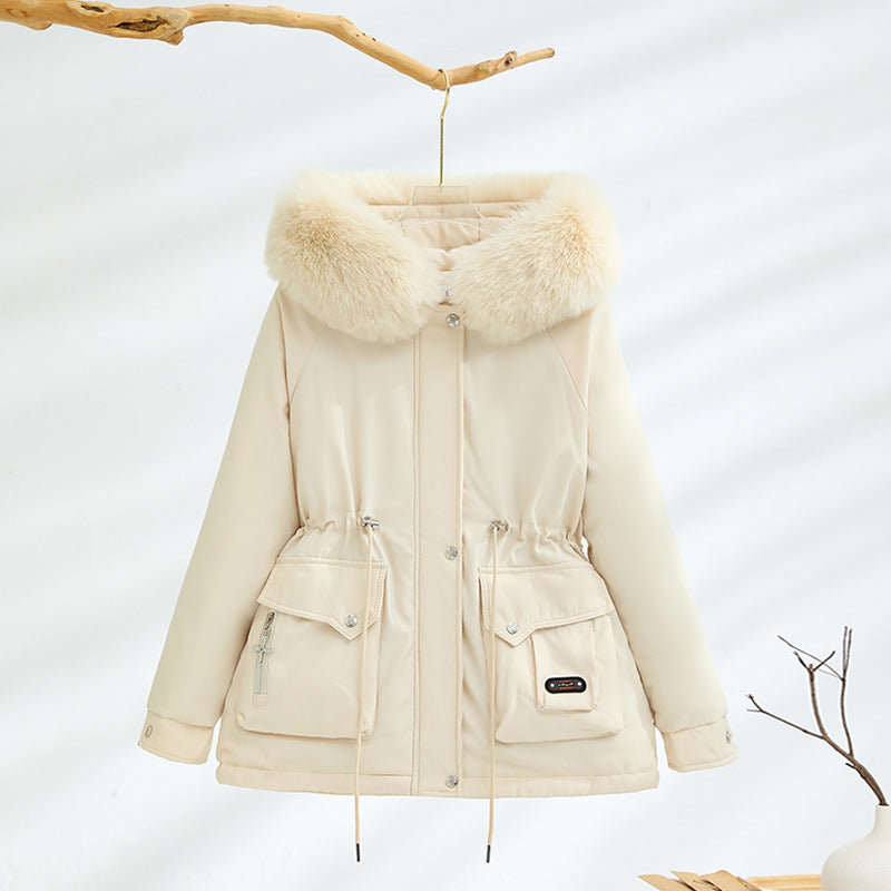 Damen kurzer Thermo-Parka mit voluminösem Schalkragen in Webpelzoptik und taillierendem Tunnelzug – Montévia