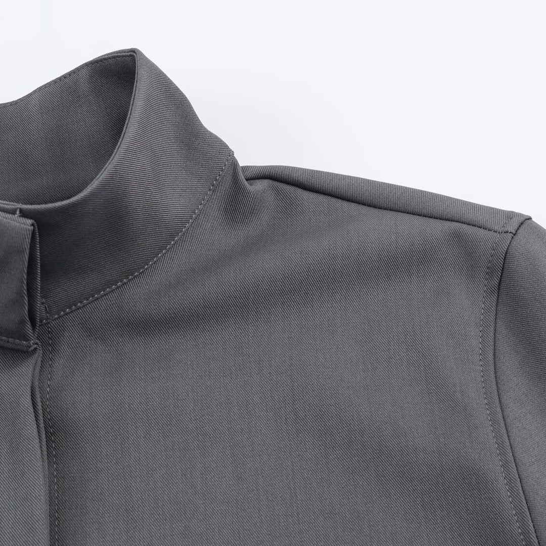 Damen Locker geschnittene Tunika‑Bluse mit verdeckter Knopfleiste und Stehkragen Echo Archiv