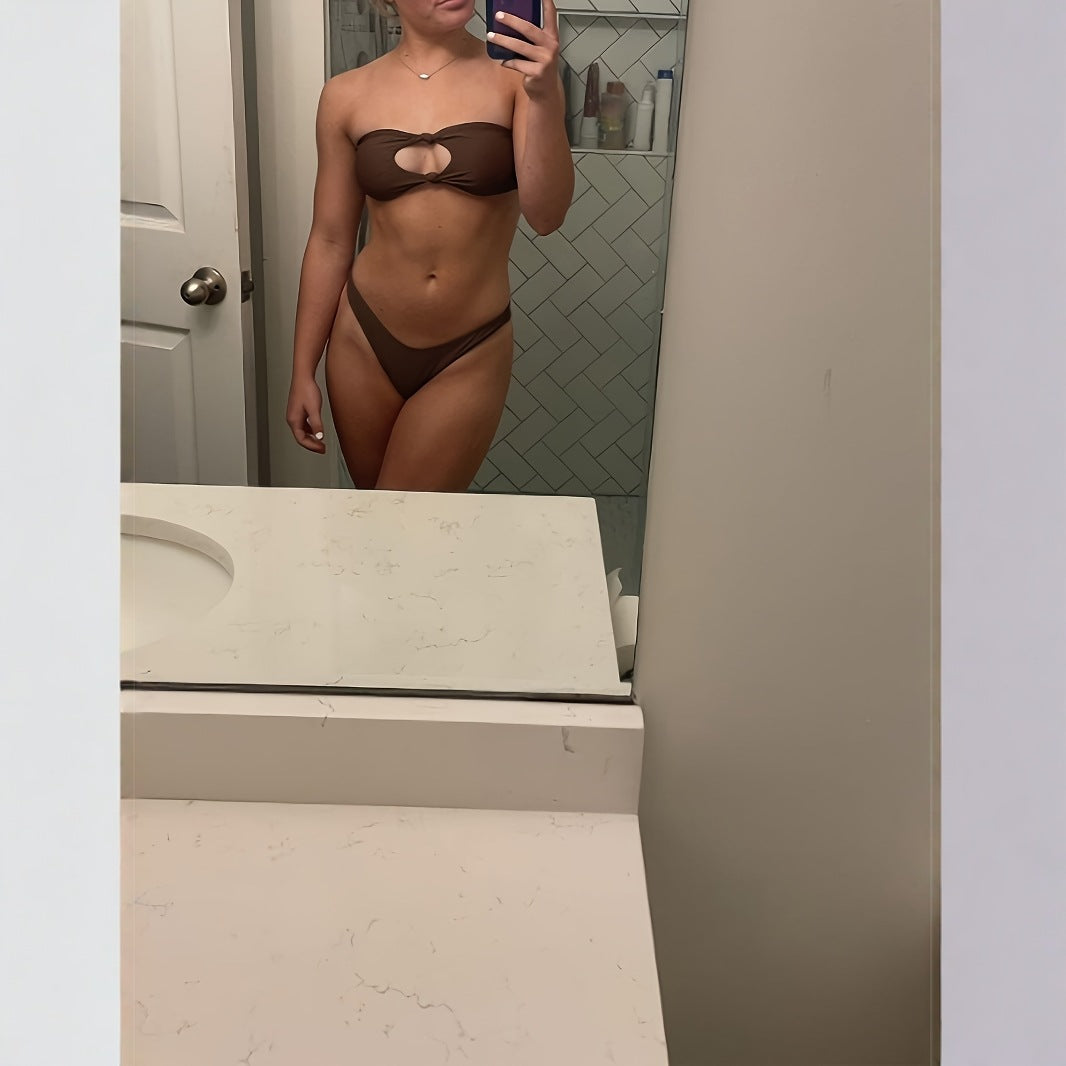 Damen Bandeau-Bikini mit hohem Beinausschnitt und dezenter Raffung Echo Archiv