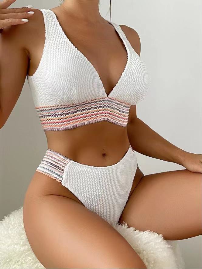 Damen Bikini mit hohem Beinausschnitt und elastischem Streifenmuster Echo Archiv