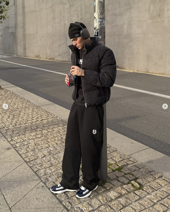 Herren sportliche Outdoor-Jacke mit hohem Kragen Echoarchiv