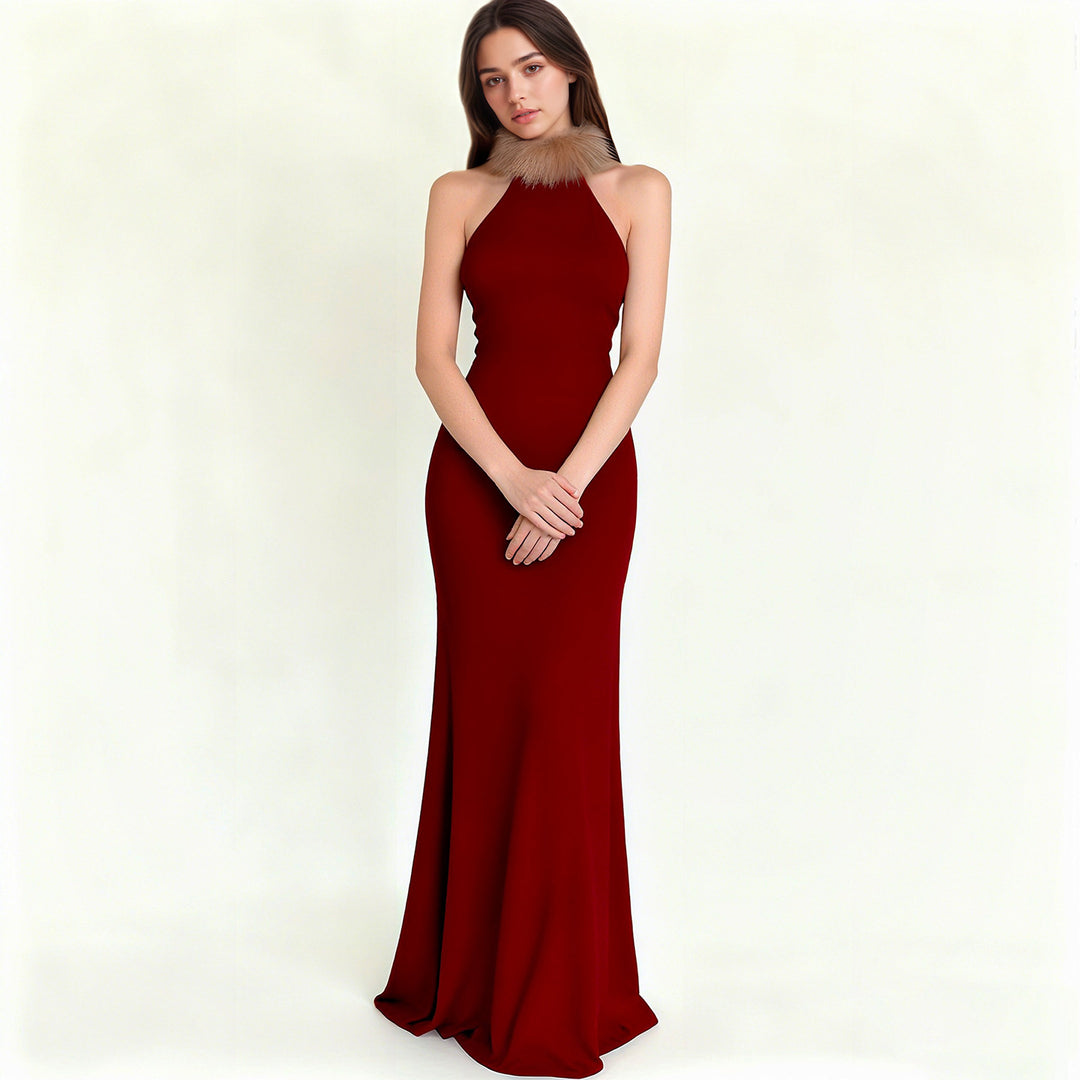 Damen Elegantes Maxikleid mit luxuriösem Kunstpelzkragen Echo Archiv