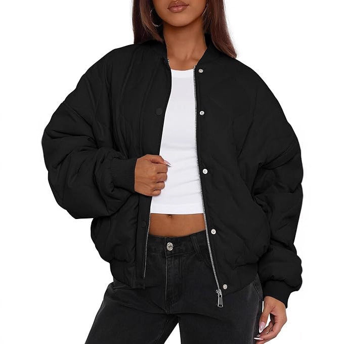 Damen Kurz geschnittene Stepp-Bomberjacke im Oversize-Look mit Raglanärmeln Echo Archiv