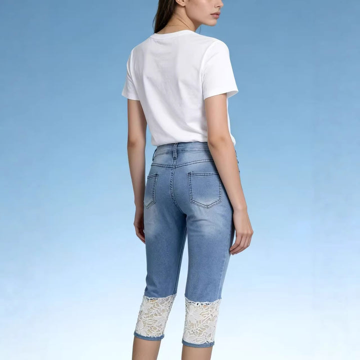 Damen Jeans mit romantischem Spitzeneinsatz und hohem Bund Echo Archiv