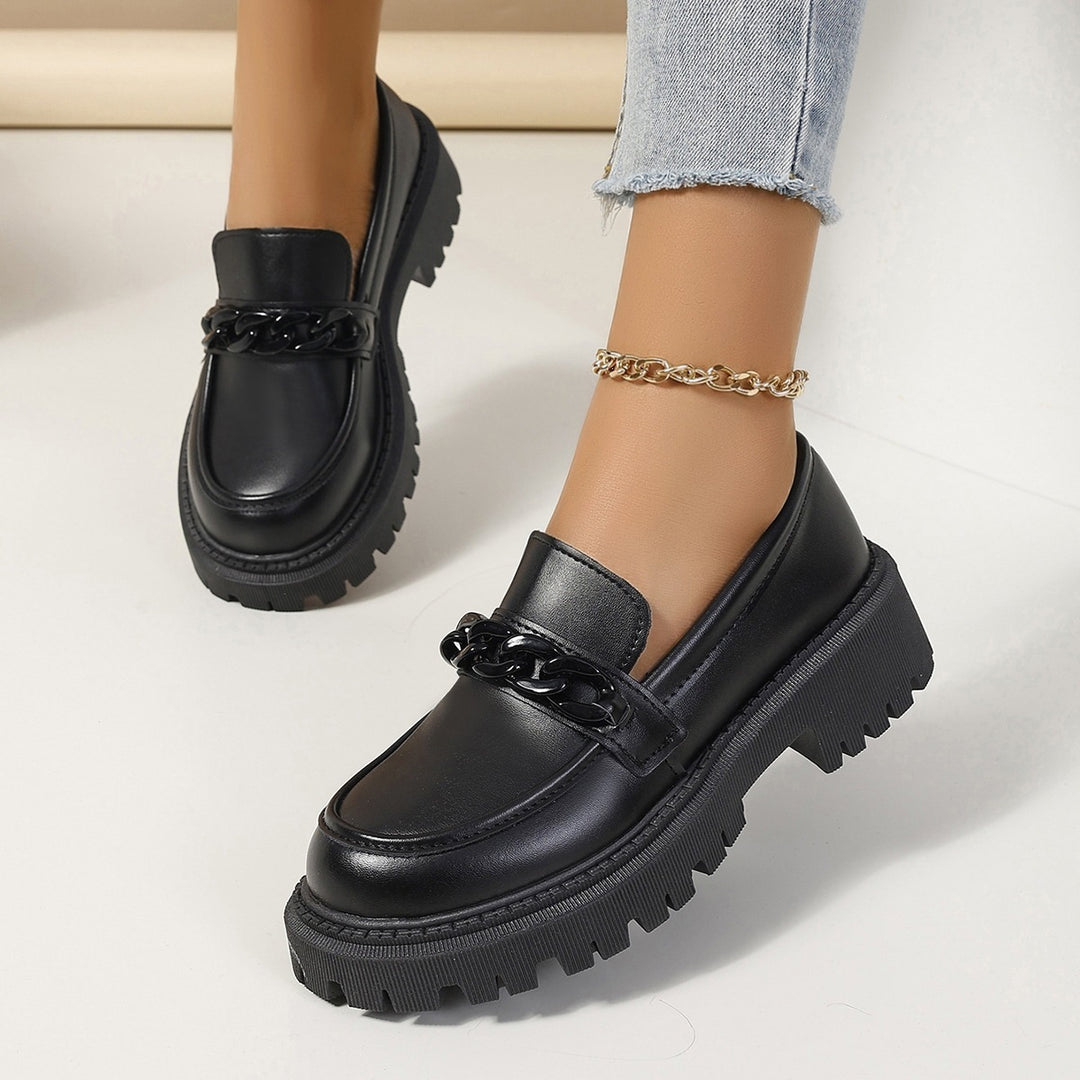 Damen Modische Slip-On-Loafer mit dicker Profilsohle und Kettenapplikation Echoarchiv