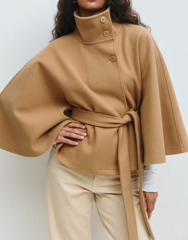 Damen Wickeljacke mit elegantem Stehkragen und weit geschnittenen Ärmeln Echoarchiv
