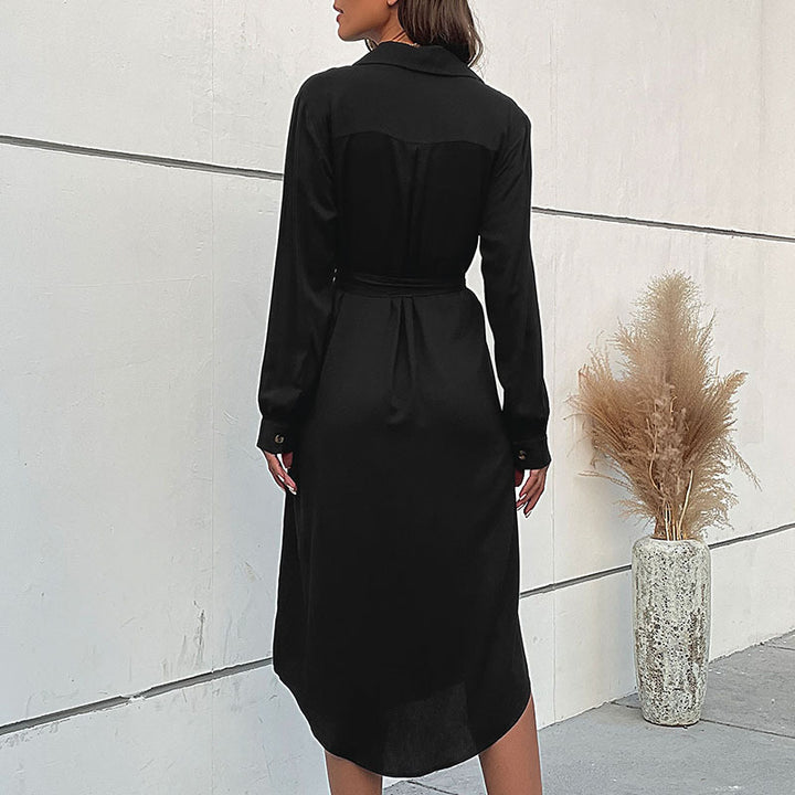 Damen Midikleid im Hemdblusenstil mit durchgehender Knopfleiste, Taillenbindegürtel und langen Ärmeln Echoarchiv