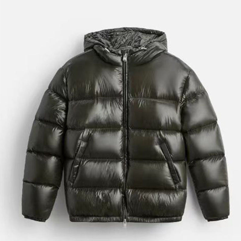 Damen Steppdaunenjacke mit Kapuze und Hochglanz-Oberfläche, Zwei-Wege-Reißverschluss und Kängurutaschen – Célinea