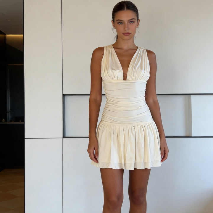 Damen Figurnahes Sommerkleid mit gerafftem Oberteil und voluminösem Rock Echo Archiv