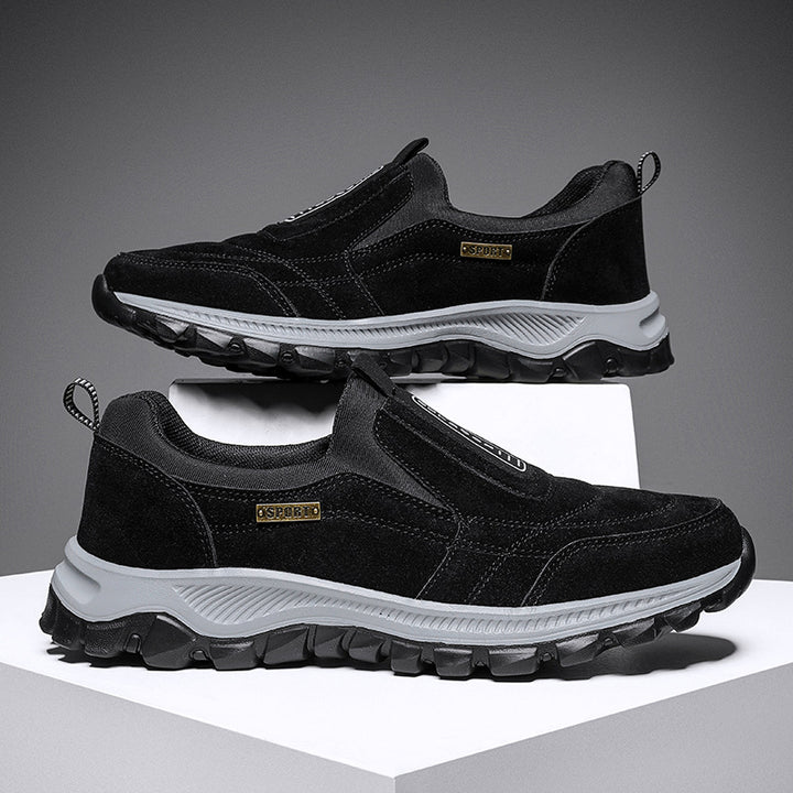 Herren robuste Slip-On Outdoor-Sneaker aus Veloursimitat mit griffiger Trailsohle – Norré