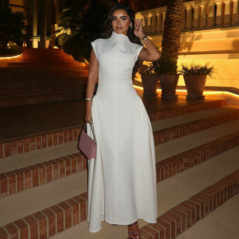 Damen Maxi-Abendkleid mit elegantem Stehkragen und schwingendem Rock Echo Archiv