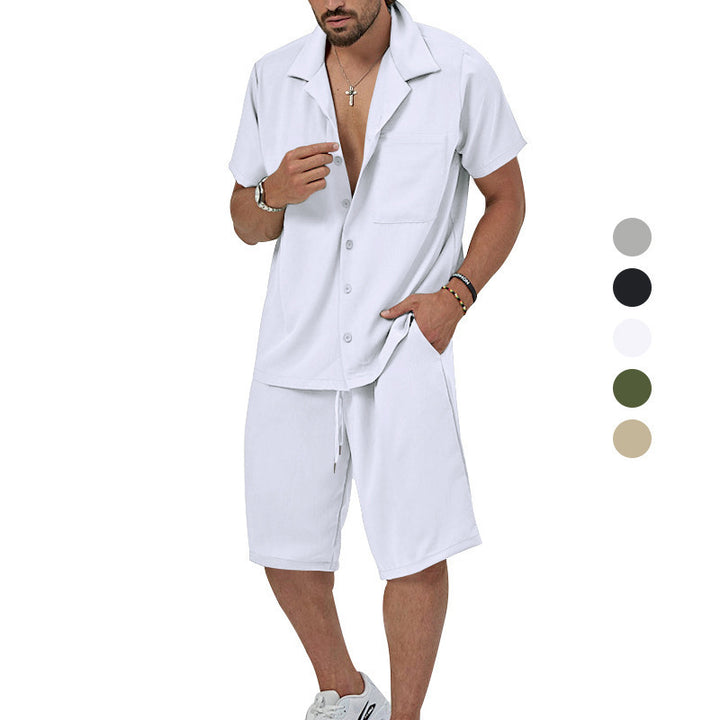 Herren Sommerliches Freizeit-Set mit Kurzarmhemd und lässigen Shorts Echoarchiv