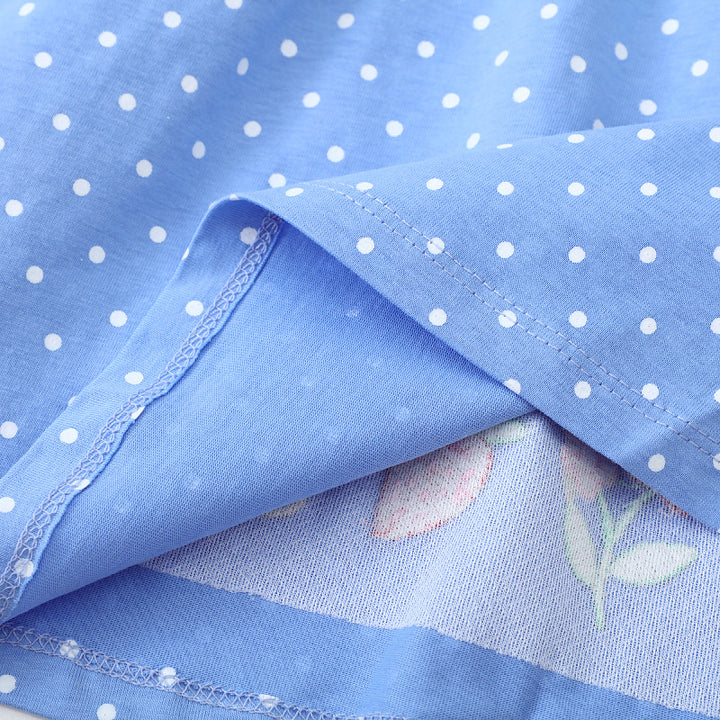 Mädchen Freizeitkleid mit niedlichen Mäuse- und Blumenstickereien Echo Archiv