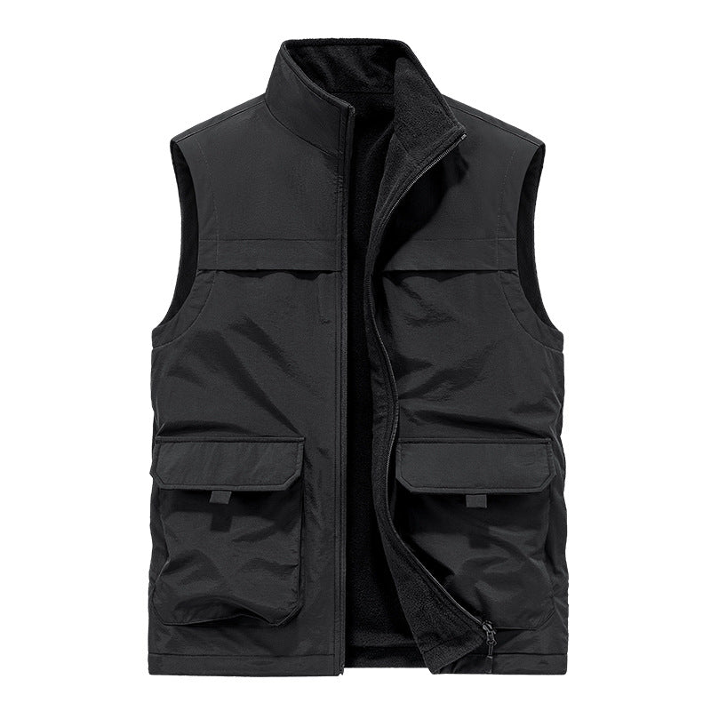 Herren Wattierte Utility-Weste mit Fleece-Innenfutter, Mehrfach-Taschen und Stehkragen Echoarchiv