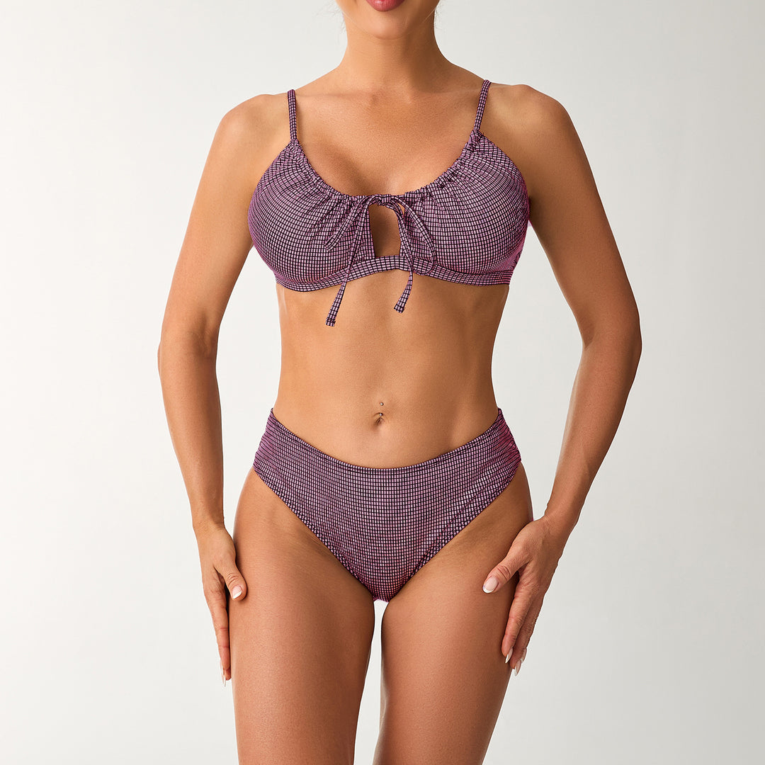 Damen Hochgeschnittener Bikini mit verspieltem Schlüssel-Ausschnitt Echo Archiv