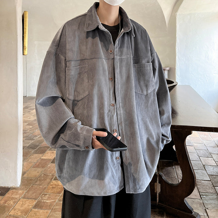 Herren nan oversized Kordhemdjacke mit aufgesetzten Brusttaschen, abgerundetem Saum und lockerer Silhouette Echo Archiv