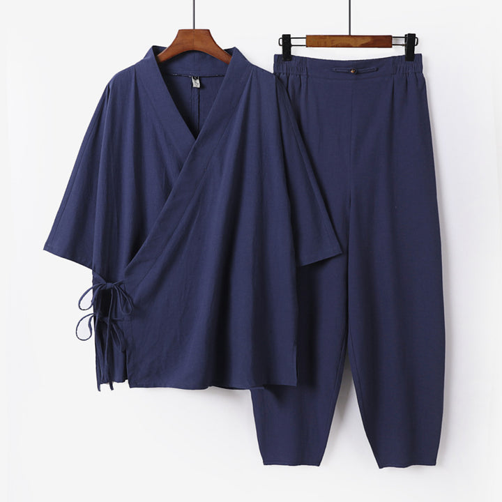 Unisex Leichtes Wickel-Lounge-Set im Kimono-Stil mit seitlichen Bindebändern und elastischer konisch zulaufender Hose Echoarchiv