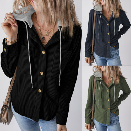 Damen Gerippte Hemdjacke mit Kapuze, Knopfleiste und aufgesetzten Taschen – Auréline