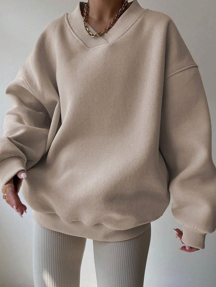 Damen Oversized V-Ausschnitt Sweatshirt mit verstärktem Rippkragen und extraweitem Cut – Avérine