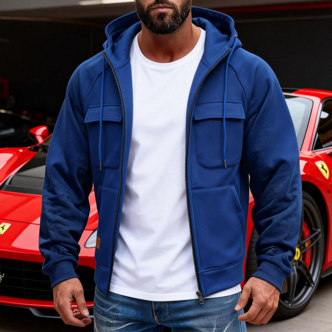 Herren Kapuzenjacke mit durchgehendem Reißverschluss, Brustklappen und moderner Slim‑Fit-Silhouette – Taviero