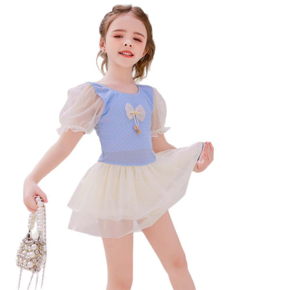 Damen verspieltes Festkleid Echo Archiv
