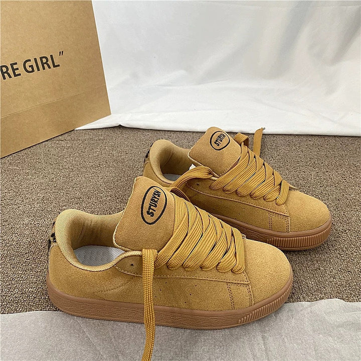 Damen Sneakers im minimalistischen Design mit bequemer Sohle Echo Archiv