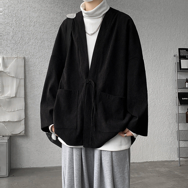 Herren nan oversized Cord-Kimono-Cardigan mit Kordelzug, aufgesetzten Taschen und Tropfenärmeln Echo Archiv