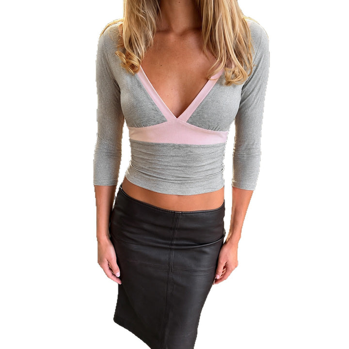 Damen Figurbetontes Langarm-Cami mit tiefem V-Ausschnitt und elastischem Unterbrustband Echo Archiv