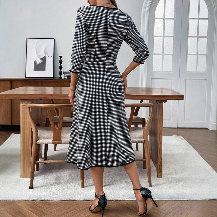 Damen Midikleid mit taillierter A‑Linie, dreiviertel Ärmeln und Vichy‑Karo – Avérine
