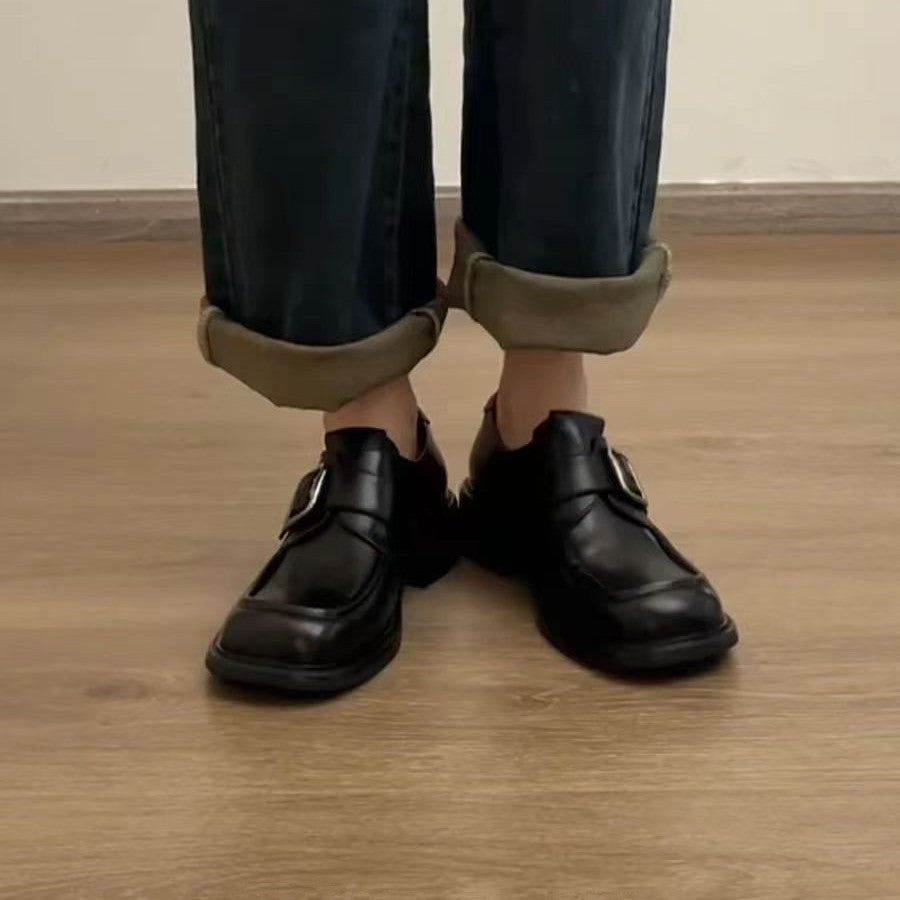 Damen Schnallen‑Loafer mit quadratischer Kappe und markanter Plateausohle Echo Archiv