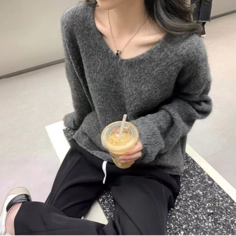 Damen Oversize V‑Ausschnitt Mohair‑Look Pullover mit Angora‑Optik und überschnittener Schulter Echoarchiv