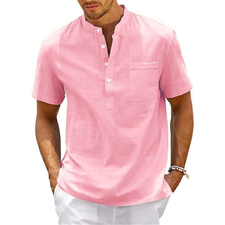 Herren Kurzarmhemd mit modernem Henley-Kragen und praktischer Brusttasche Echoarchiv