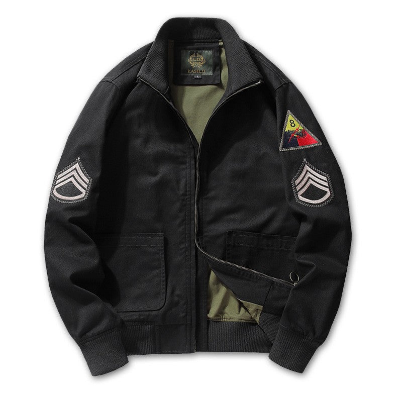 Herren militärisch inspirierte Bomberjacke mit aufgesetzten Patches, verdecktem Reißverschluss und elastischen Bündchen – Brevano
