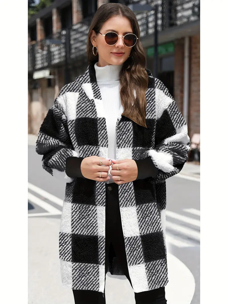 Damen Oversize Karierter Teddy-Mantel mit Kapuze und Eingrifftaschen Echo Archiv