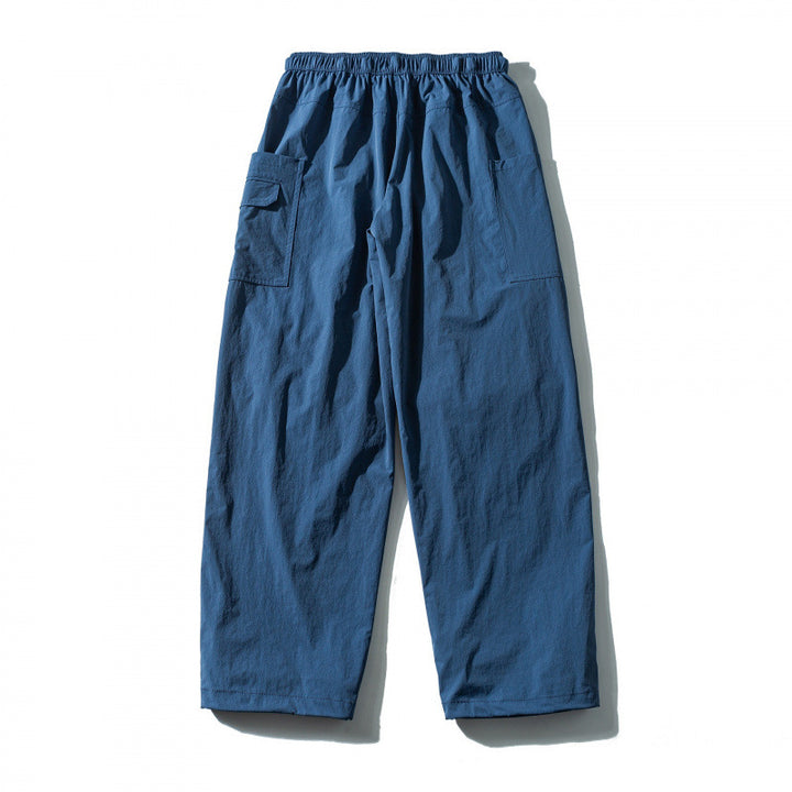 Unisex Utility-Cargo-Hose mit elastischem Bund, verstellbarem Gurt und großen aufgesetzten Taschen Echo Archiv