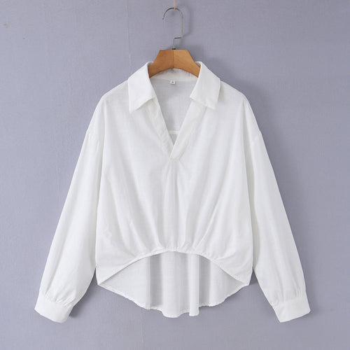 Damen lockere Baumwollbluse mit V-Ausschnitt, Hemdkragen und gerafftem Zipfelsaum – Élovi